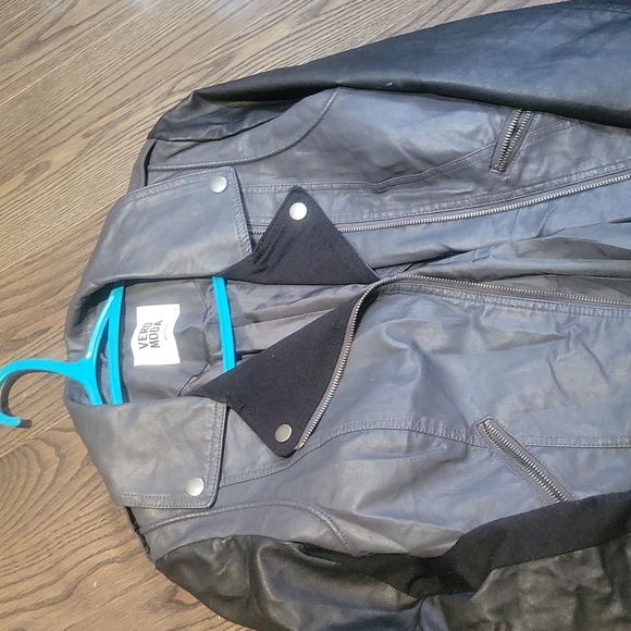 Leather Jacket - Picture 3 of 4
